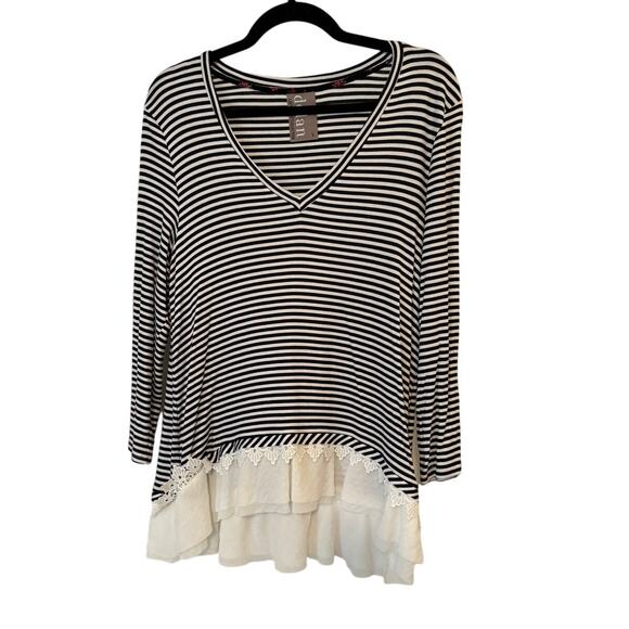 NWOT Dolan Anthropologie Wesley Lace Hem V Neck Top - Size L - Picture 4 of 8